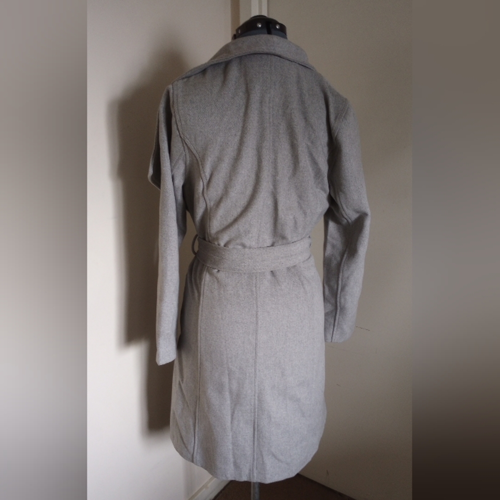 Harve Benard Wool Blend Gray Belted Wrap Coat Size Medium NWT - Picture 2 of 6